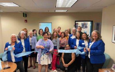 5 Rings Anchor Financial Ribbon Cutting
